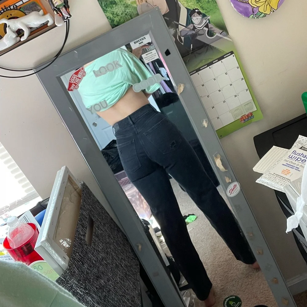 American Eagle highest rise 90’s boyfriend jean - Picture 6 of 9